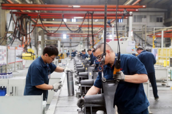 首季開門紅丨“加減乘除”搶開局 全力以赴創(chuàng)佳績(jī)